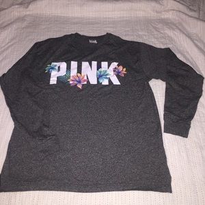 Long sleeve 100% cotton top.